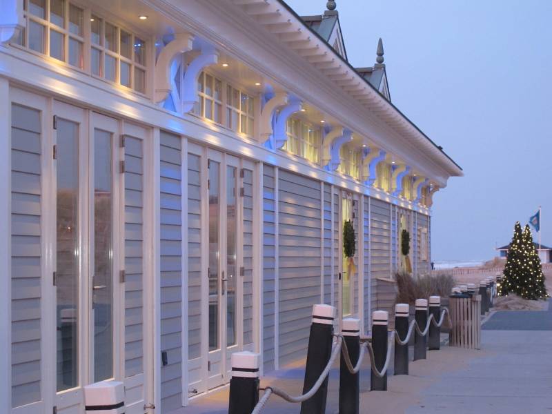 Accoya Wood selected for Breakers Restaurant by the Beach