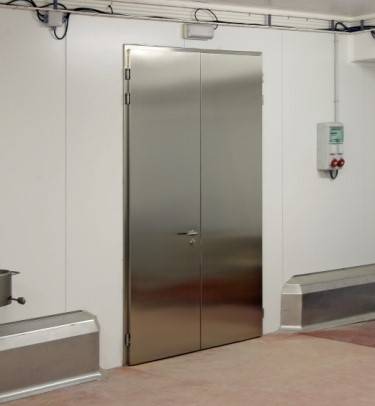 Sanidor Pass - Hygienic steel hinged doors