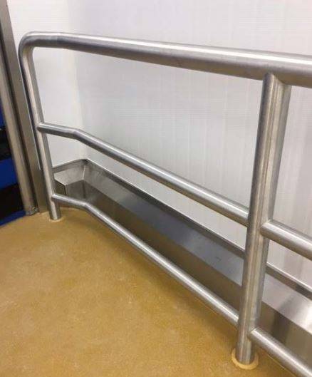 Stainless Steel Barrier - Bump Rail