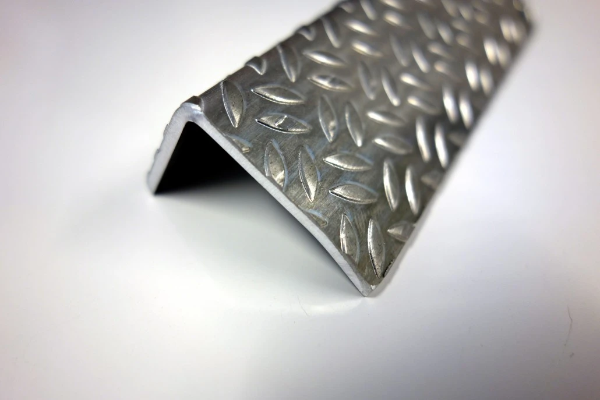 Metallilistat