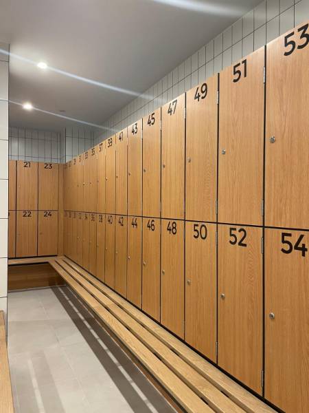 Laminate Lockers and Bench Seating at Clarendon Road