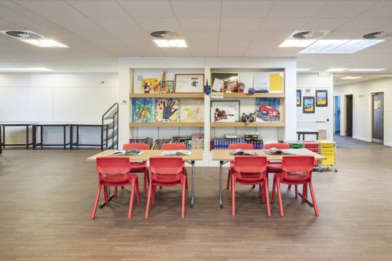 Altro Wood adhesive-free - Kaimes School, UK