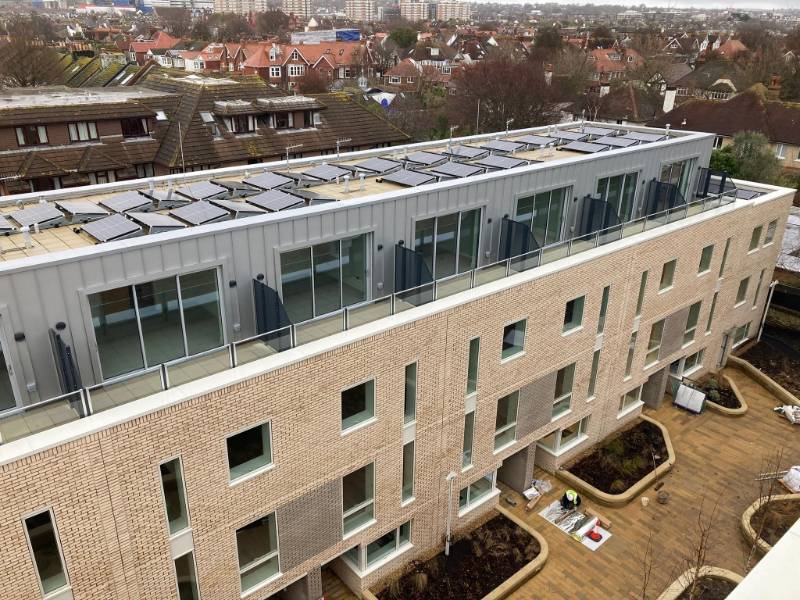 APL Case Study - Aluminium APL SnapLoc™ - The Renaissance, Hove