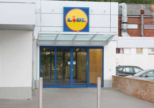 Lidl Supermarket - Wall Mounted Canopy