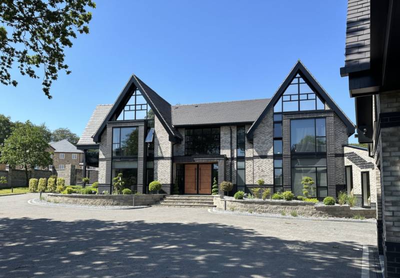 High Oakham Park - Skyline Fascia & Soffit, Rainwater GX & Flushjoint