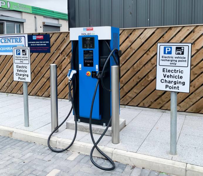 Car Charging While you Home Bargain; Rolec EV Rolls Out National Public and Fleet EV Charging for UK Retailer