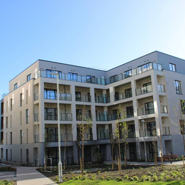 Q-railing Easy Alu Go - Glass Lisieux Park, Dublin Ireland