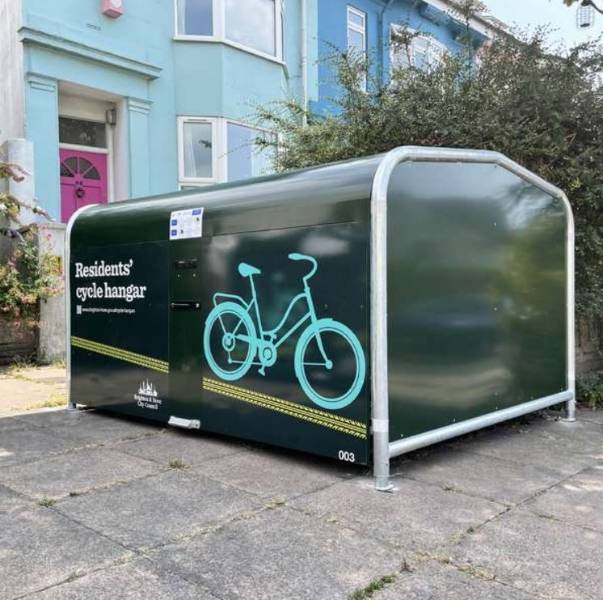 FalcoPod Bike Hangar - Secure cycle locker bike hangar