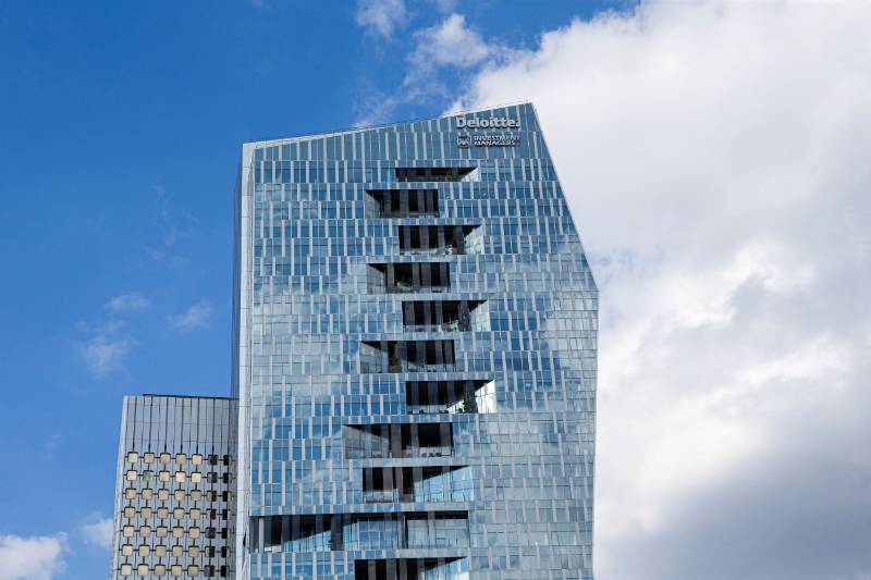 BSO Outdoor Venetian Blinds in Majunga Tower