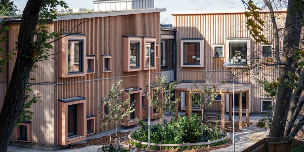 Bygg mer i trä och sänk byggbranschens klimatpåverkan