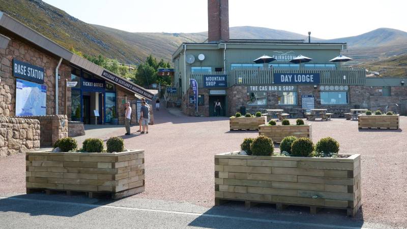 Moveable Planters and benches for Cairngorm Mountain Resort