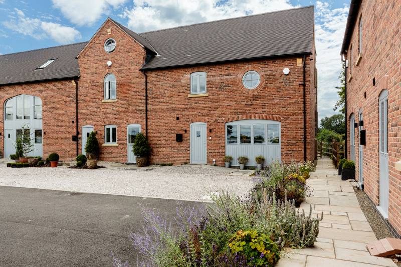 Church Farm Barns - Brick Slip Feature Lintels