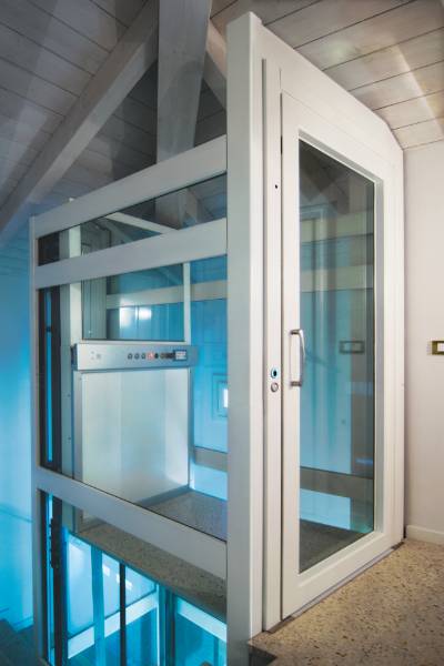 Stannah Midilift PL vertical platform lift - Vertical Lift