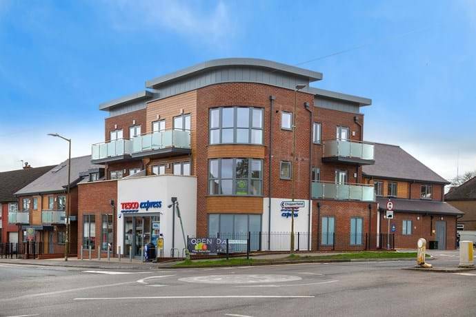 Bovingdon High Street - Alumasc Skyline Fascia, Soffit & Coping, Rainwater AX & Swaged