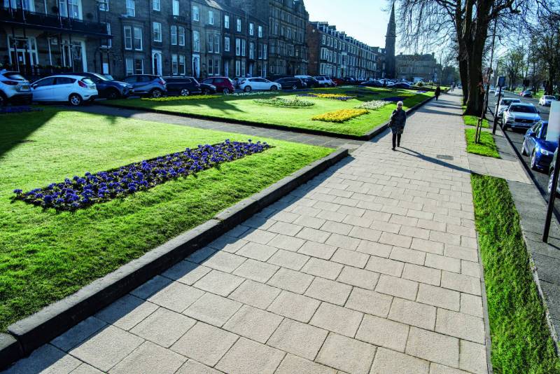 Moordale Textured  - Concrete Flag Paving