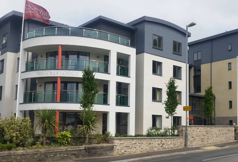 Vertical Aluminium Eaves System with Curved Verge at Tregolls Lodge, Truro