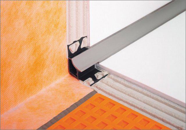 Schlüter®-DILEX-HK - Wall to Floor Transition Profile