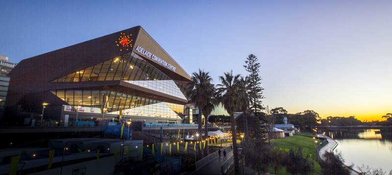 elZinc Rainbow Red - Adelaide Convention Centre