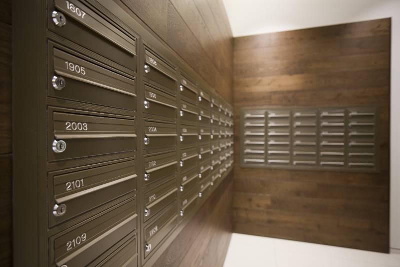 COM 2 - Steel Door Mailbox