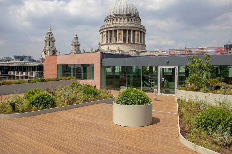 Roof terrace | Timber decking | Hidden fixings | Planters | Steps | Ramps | Offices | London