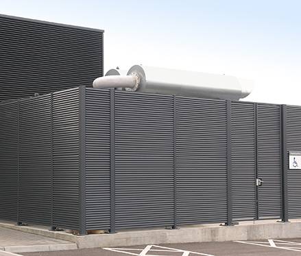 North Kent Police HQ: Italia-100. Steel louvred fencing and generator compound.