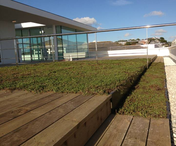 Spectraplan forms roof terrace at Sandbanks Court in Poole