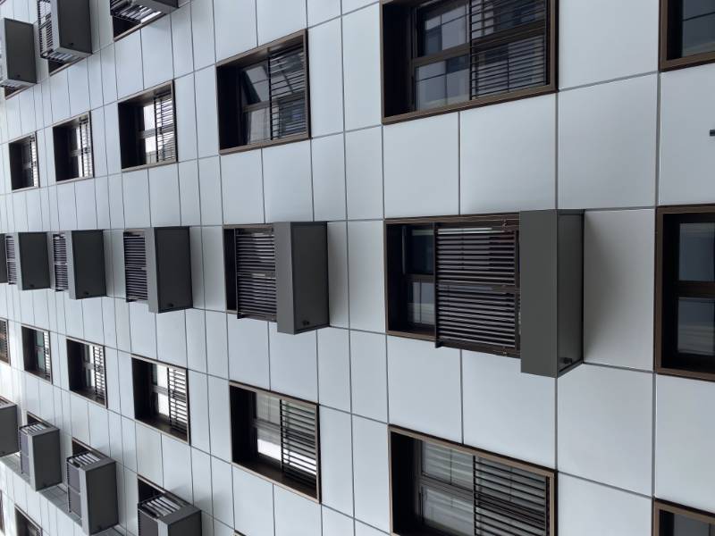 Easy Alu Balconies Waterfront Millwall Dock, London