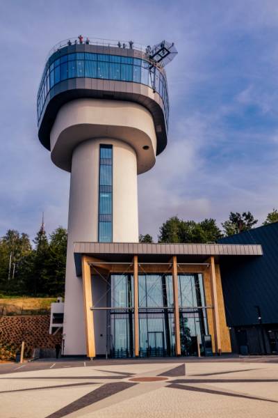 Solina observation tower and gondola station