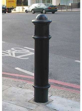 Holborn Bollard