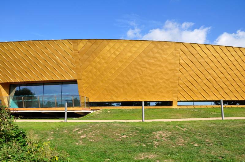 Visual arts centre - Roof - Facade