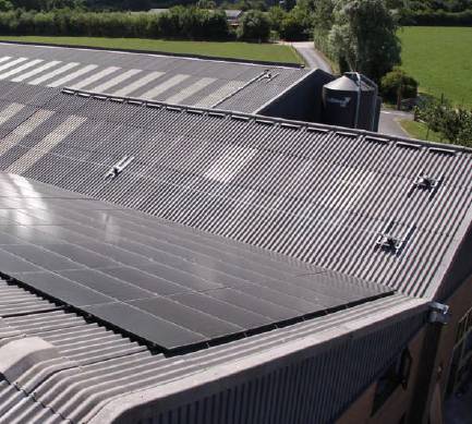 Holt Farm: Safe Work Access to a New Roof