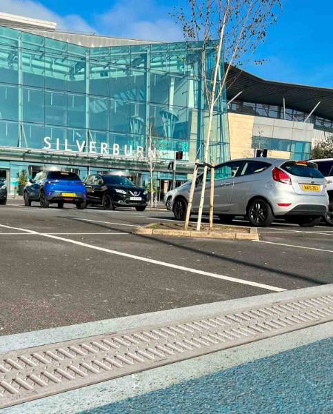 Drainage systems for commercial car parks. Silverburn Shopping Centre.