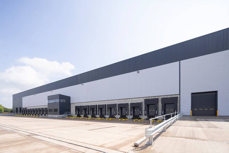 Dual Drive Sectional Door Technology at the Heart of Fradley Park’s Next-Generation Logistics Hub