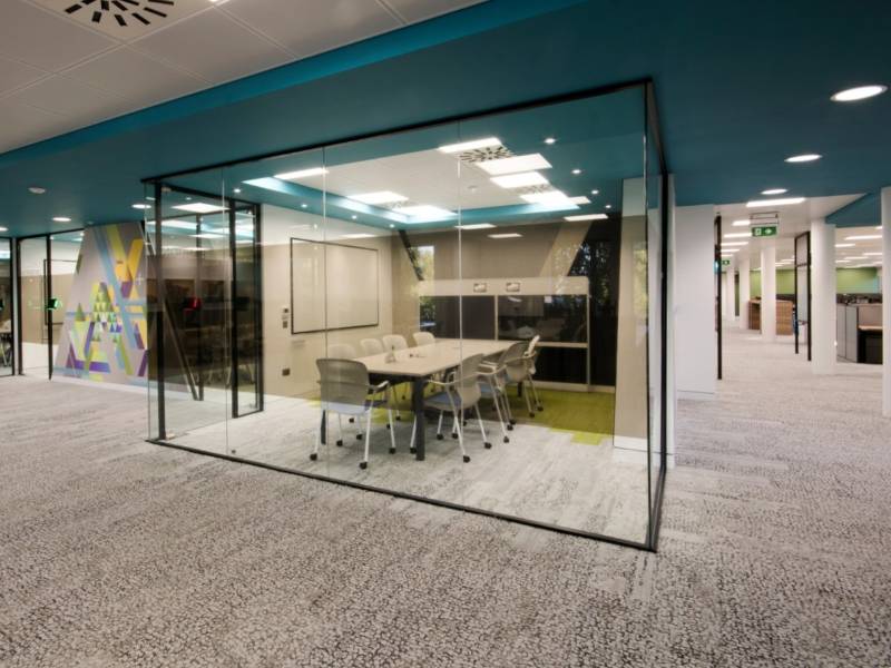 Single Central Glazed Revolution 54 Partition