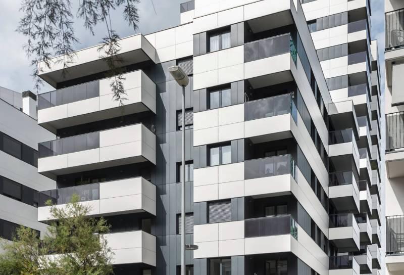 Torre Estronci | Barcelona, Spain