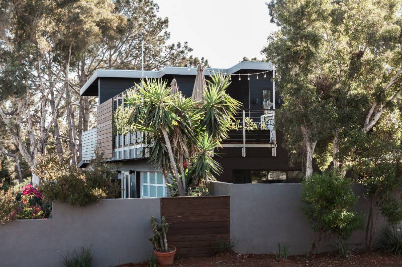 Twelve Senses Retreat - California