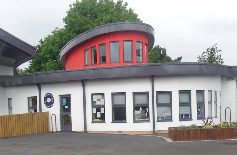 Aluminium Plain Fascia at Netherfield Primary School