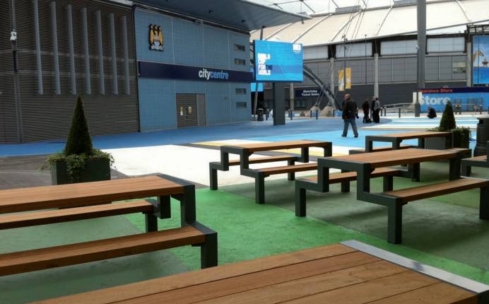 FalcoBloc Picnic Table - Manchester City Football Club