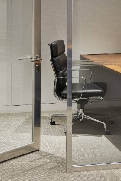 AR40 - Glazed Door