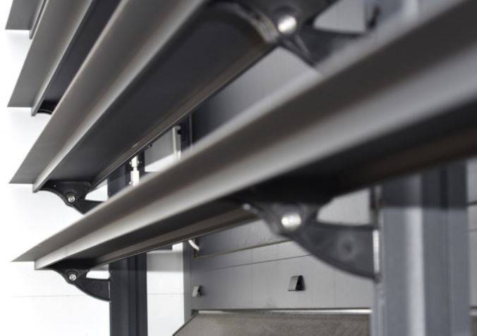 Aluminium Motorized Façade/Skylight Louvres - 140 mm Pitch - Shading