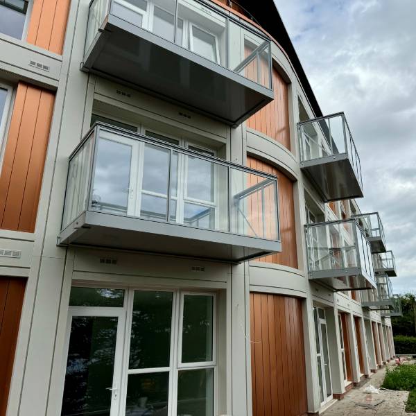 AluTwo - Open Balcony System