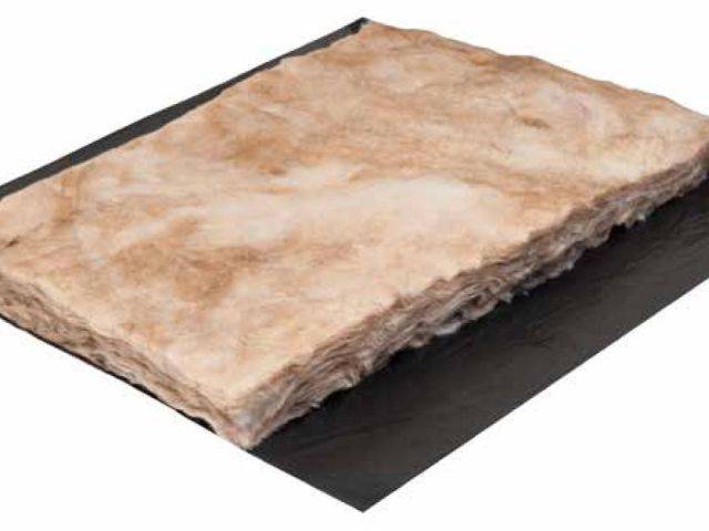 544 Polythene Enclosed and Flanged Glass Fibre Roll