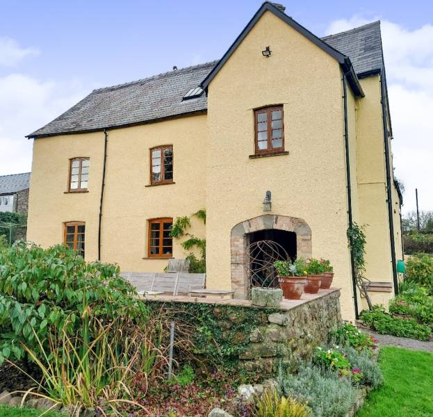 White House Farm, Llanvair Kilgeddin, Abergavenny