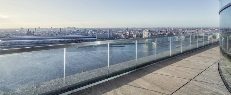 Easy Glass Max decking glass balustrade - Amsterdam tower rooftop