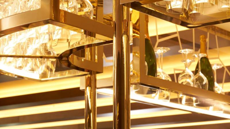 Brass PVD Mirror finish bar & restaurant fittings