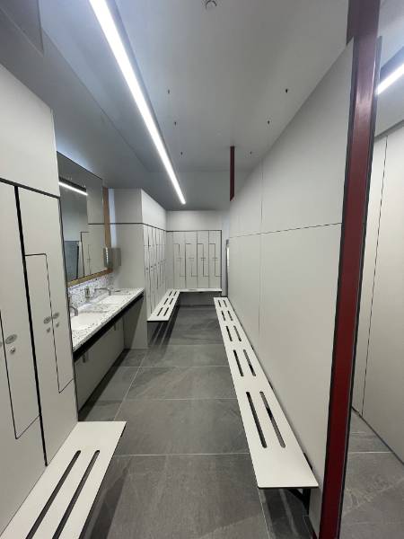 SGL Aquabench - Benching