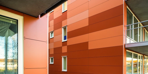 Full designfrihet med hållbara fasadskivor