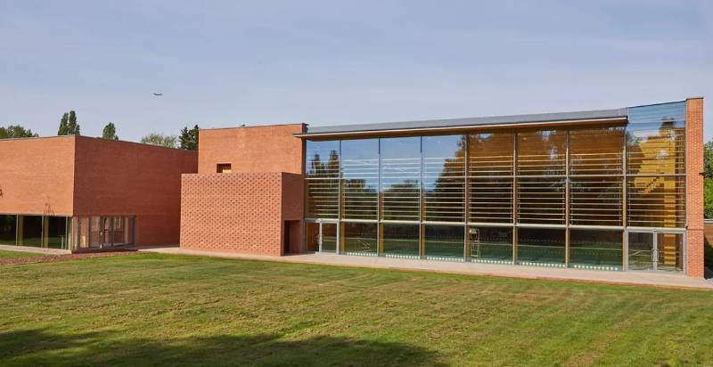 Eton Sports and Aquatics Centre