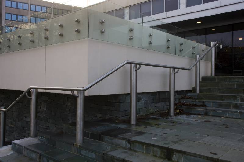 Bradford Library Steps, Retrofixed Glass Balustrade