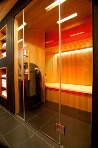 Residential Combined Infrared & Traditional Sauna